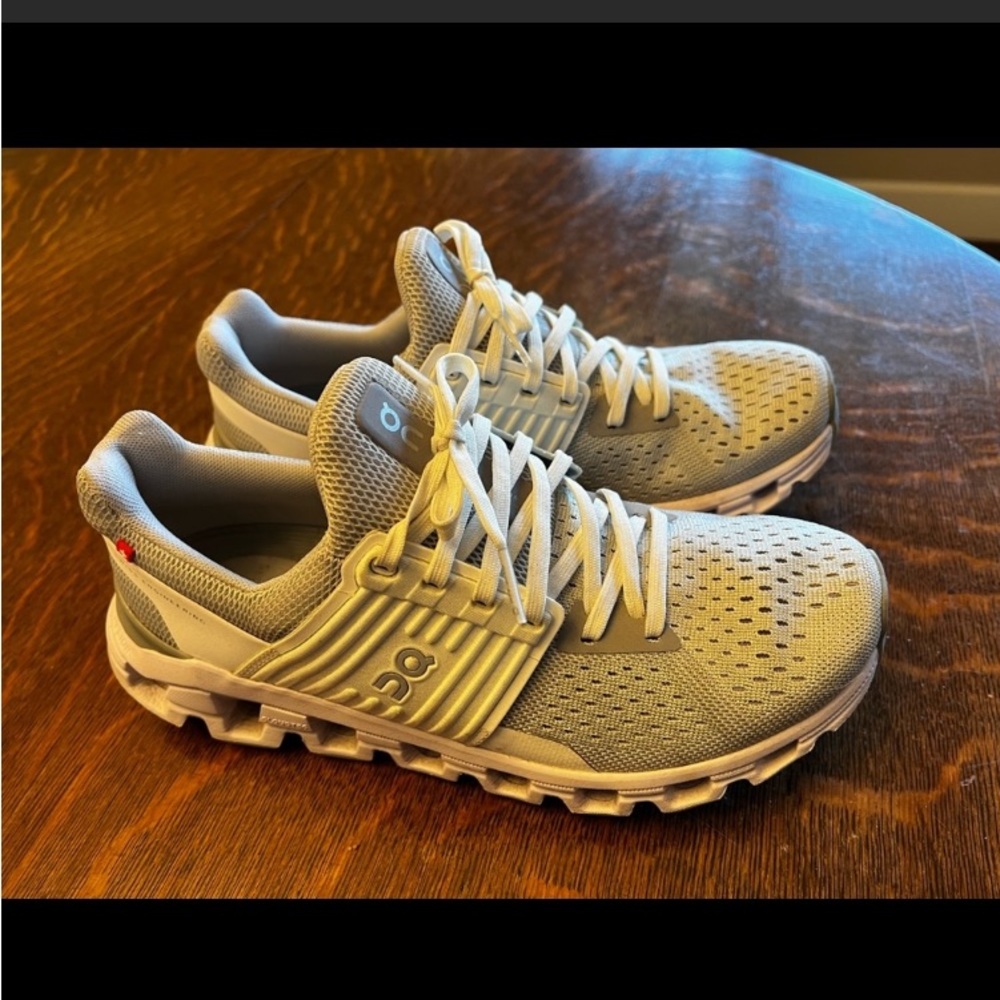 Cloudswift running shoes